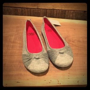 NWT Gray Flats